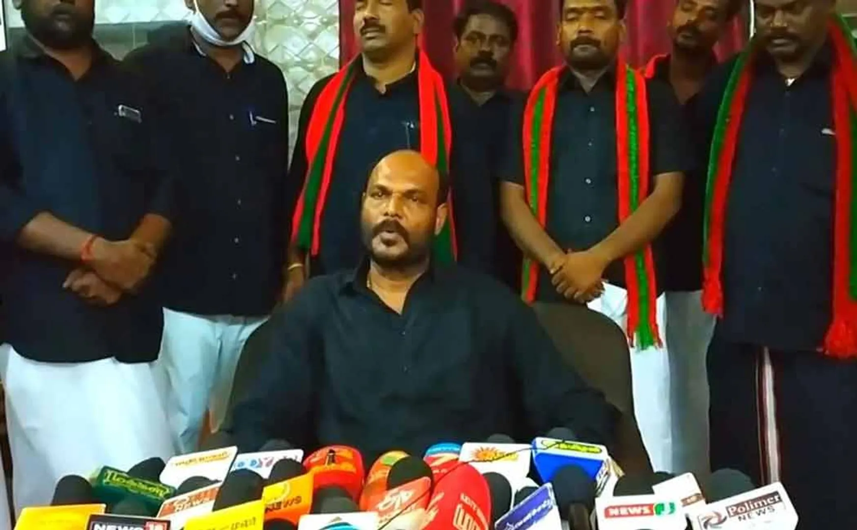 We are fighting from the AIADMK alliance; It is up to the chief to inform what is preventing; Johnpondian